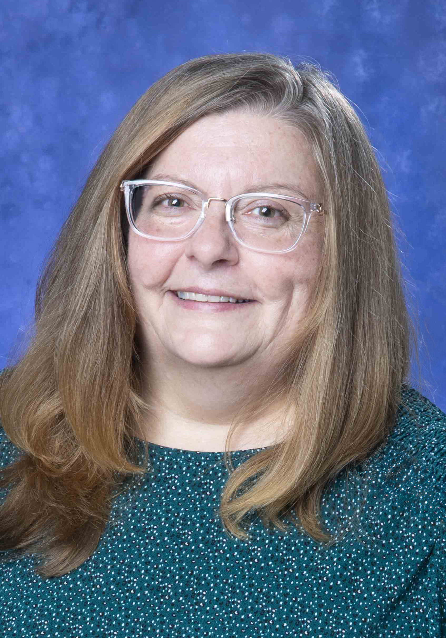 lovelady-smith_michelle_glasses_001_EDIT_headshot