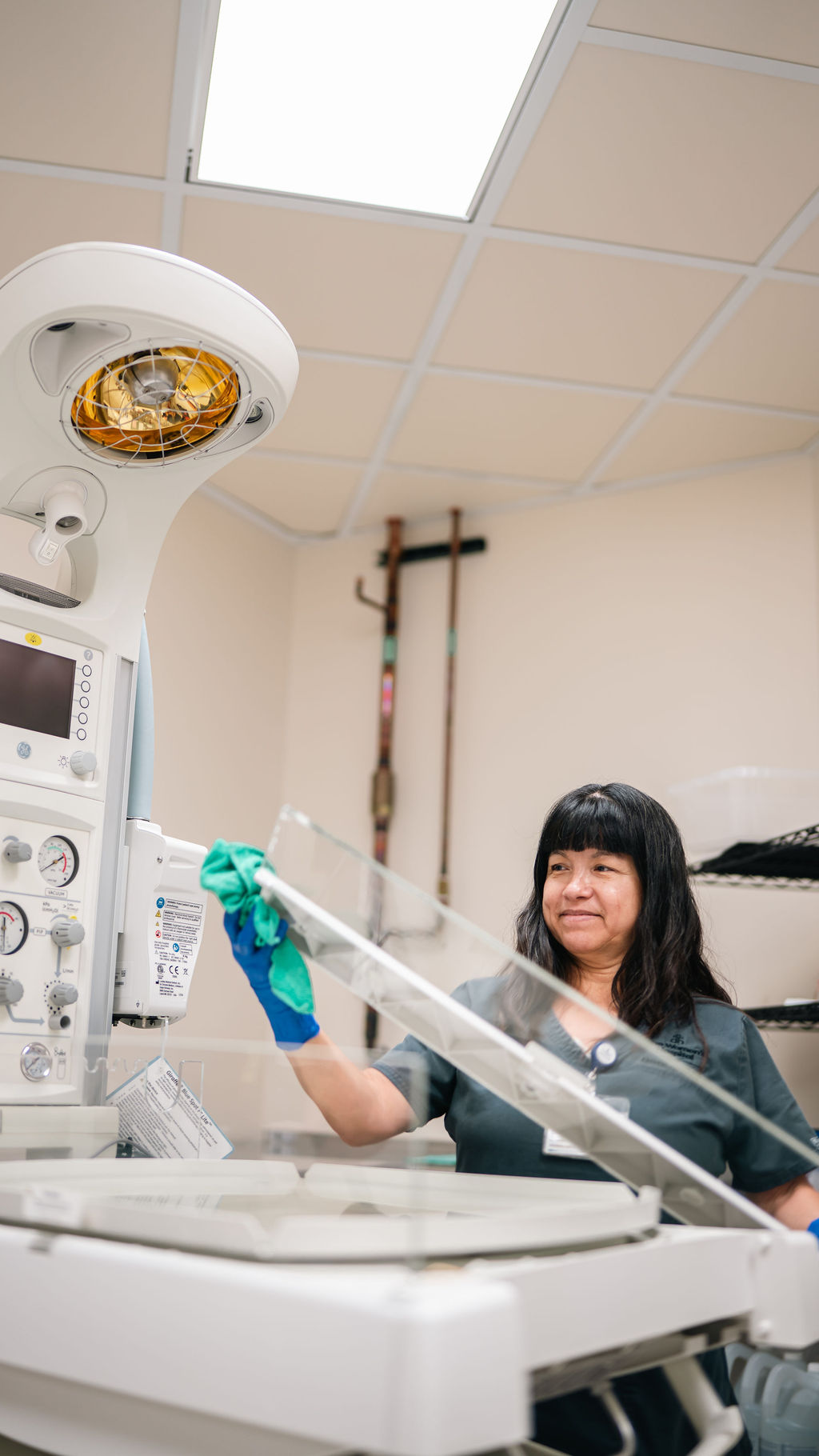 Nurse with maternity care equipment