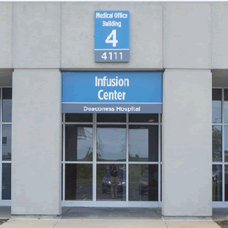 Deaconess Infusion Center Entrance - MOB 4