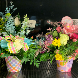 image of small carnation arrangement